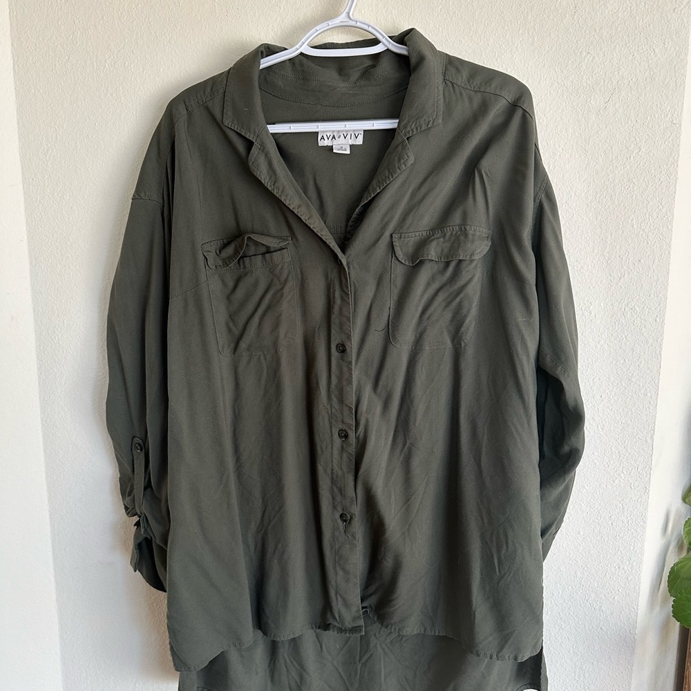 Size 1x olive green button up shirt